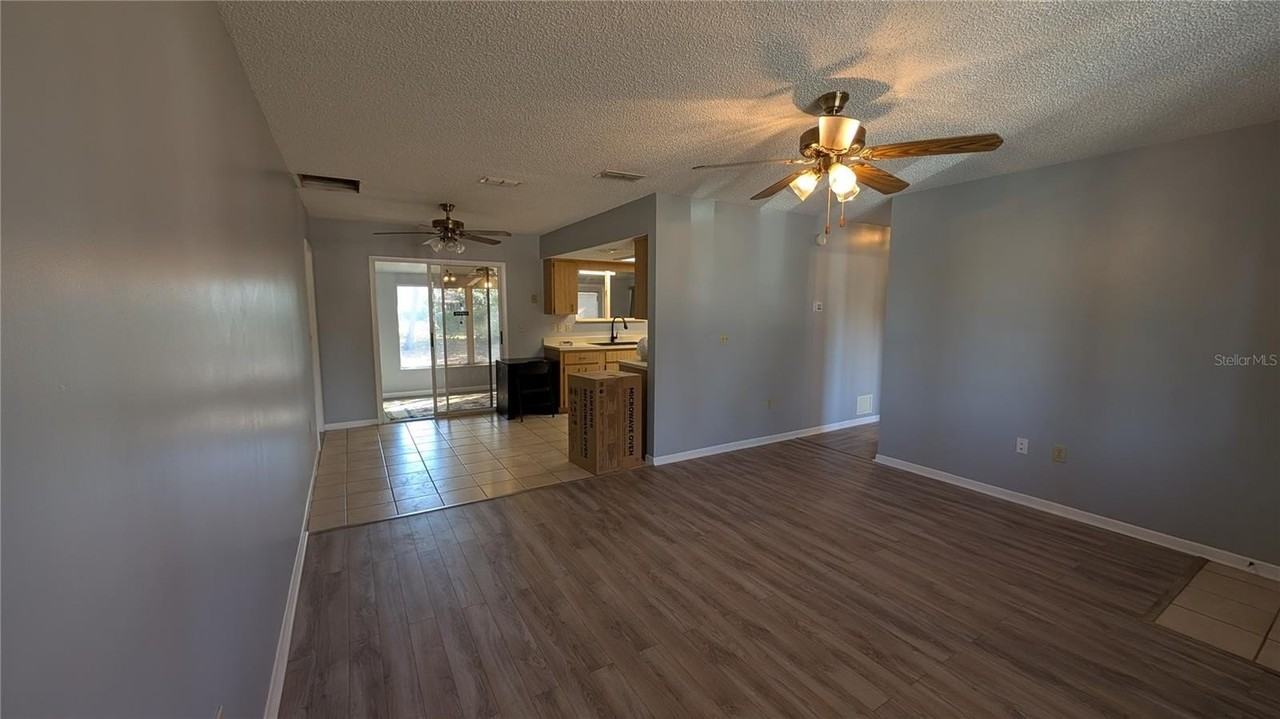 10951 Sw 86th Ter - Photo 2 of 13