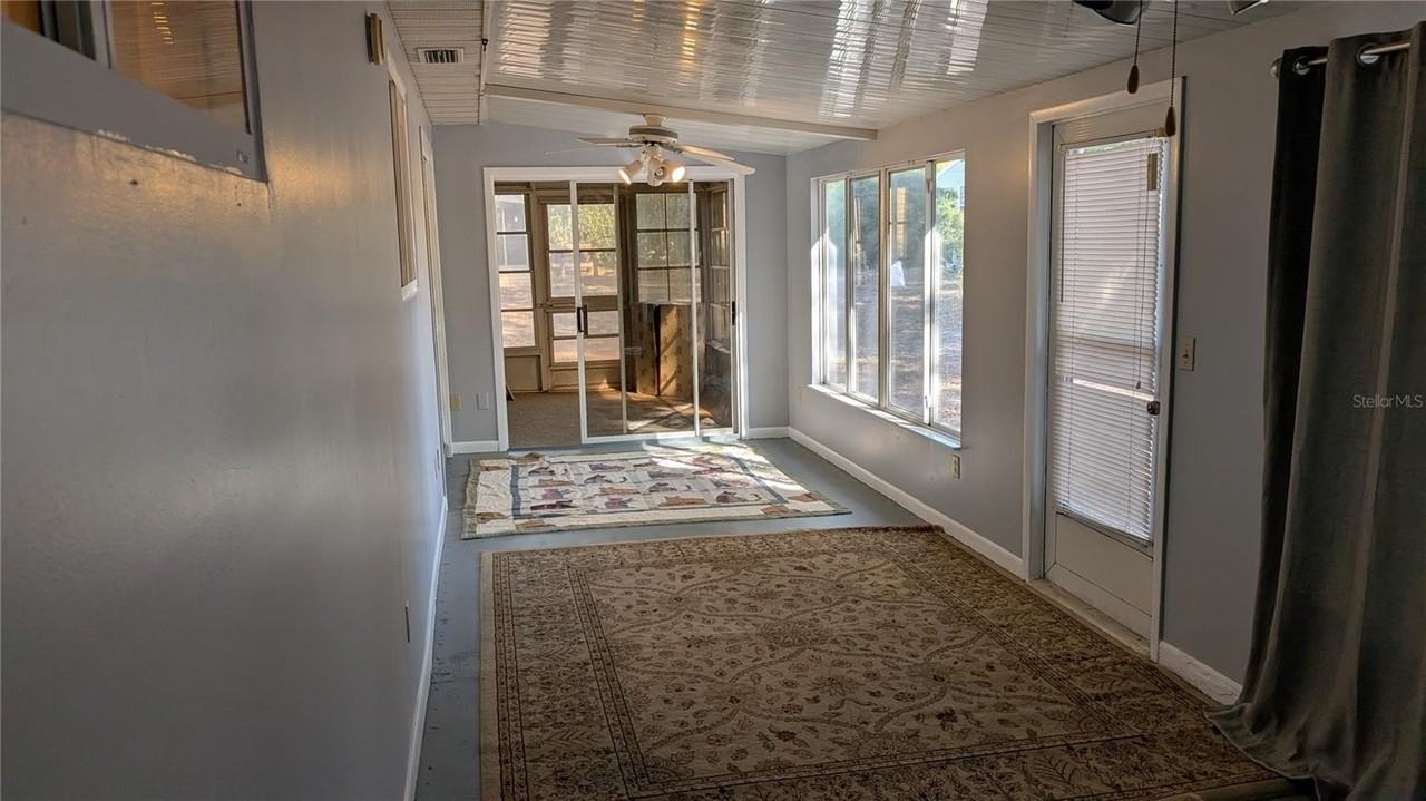 10951 Sw 86th Ter - Photo 5 of 13