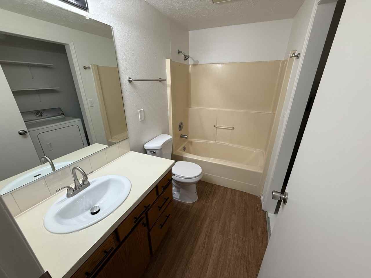 1227 2nd StreetWebster Apartments #1227 - Photo 4 of 10