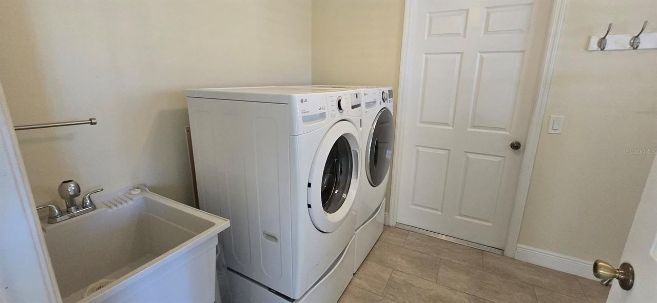 2125 Barbosa Ct - Photo 5 of 18