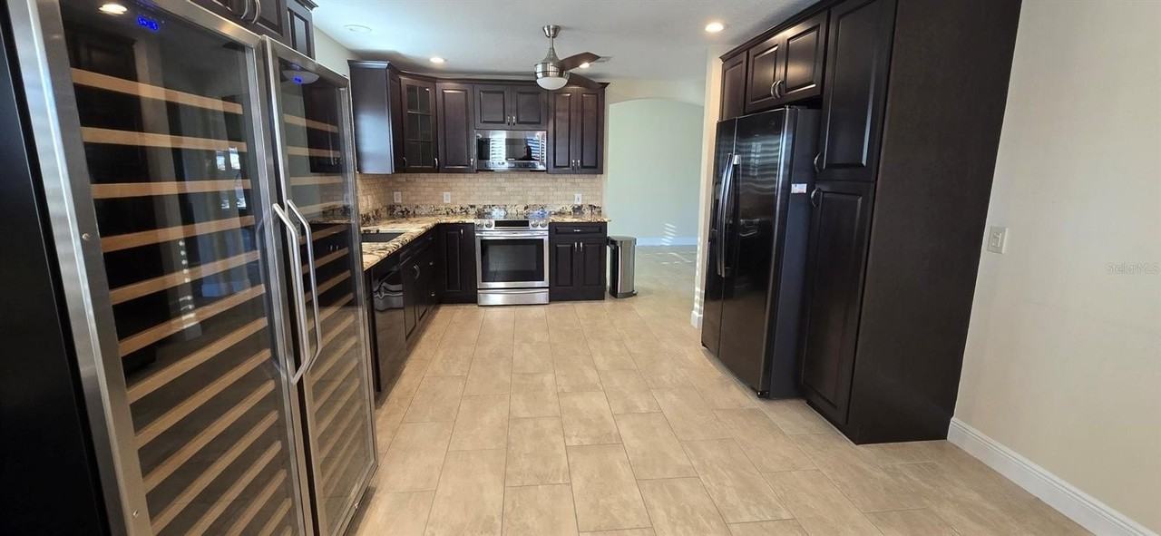 2125 Barbosa Ct - Photo 7 of 18