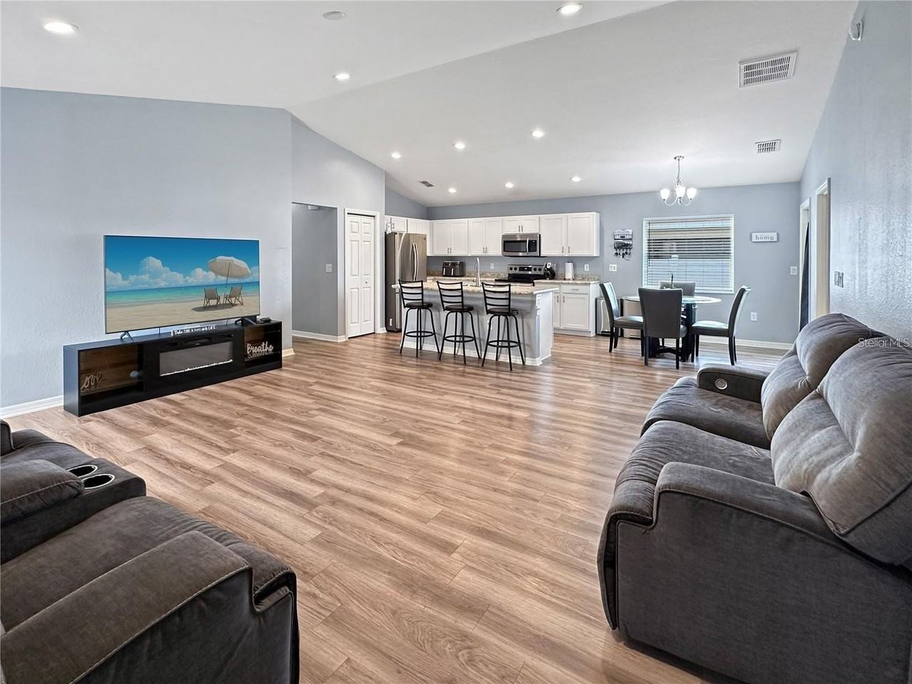 314 Tanager St - Photo 5 of 19