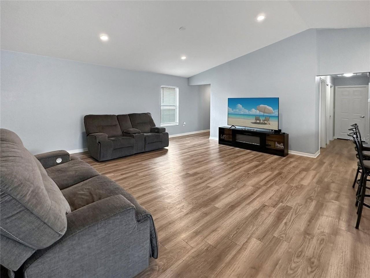 314 Tanager St - Photo 6 of 19