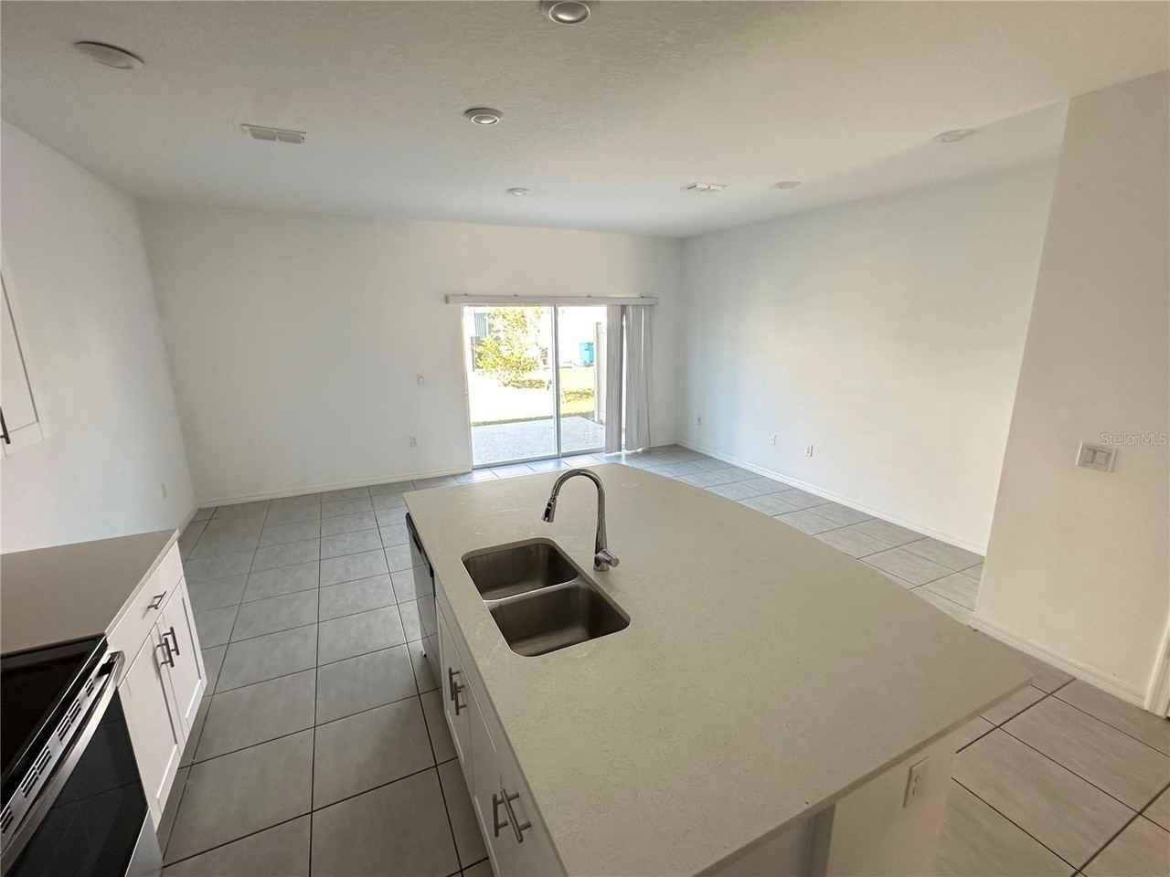 2946 Canary Ave - Photo 6 of 49