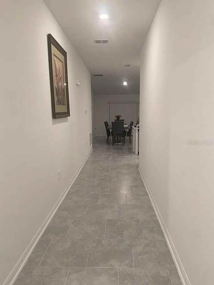 942 Cattleman St - Photo 3 of 10