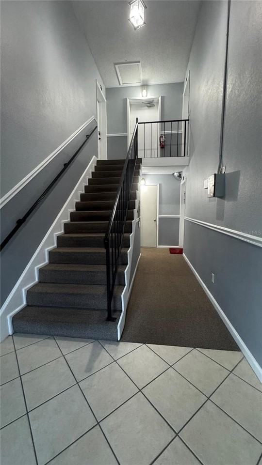 205 Lewfield Cir #205 - Photo 3 of 22