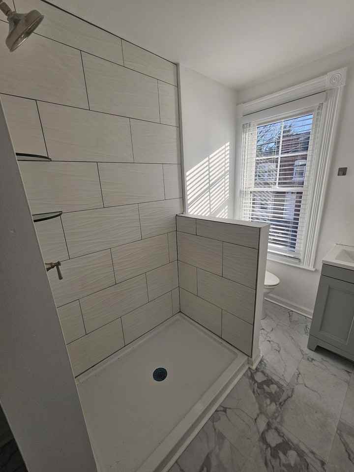 657 1st St #1 - Photo 4 of 11