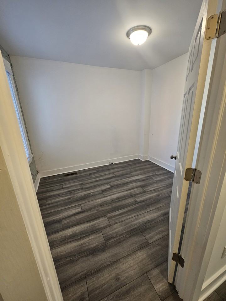 657 1st St #1 - Photo 5 of 11