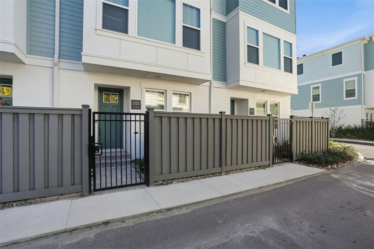 2123 1st Ave N - Photo 3 of 30