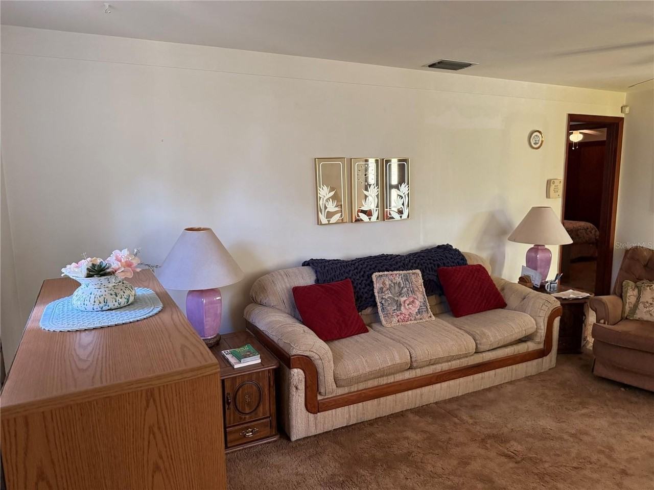 5854 9th St - Photo 7 of 50