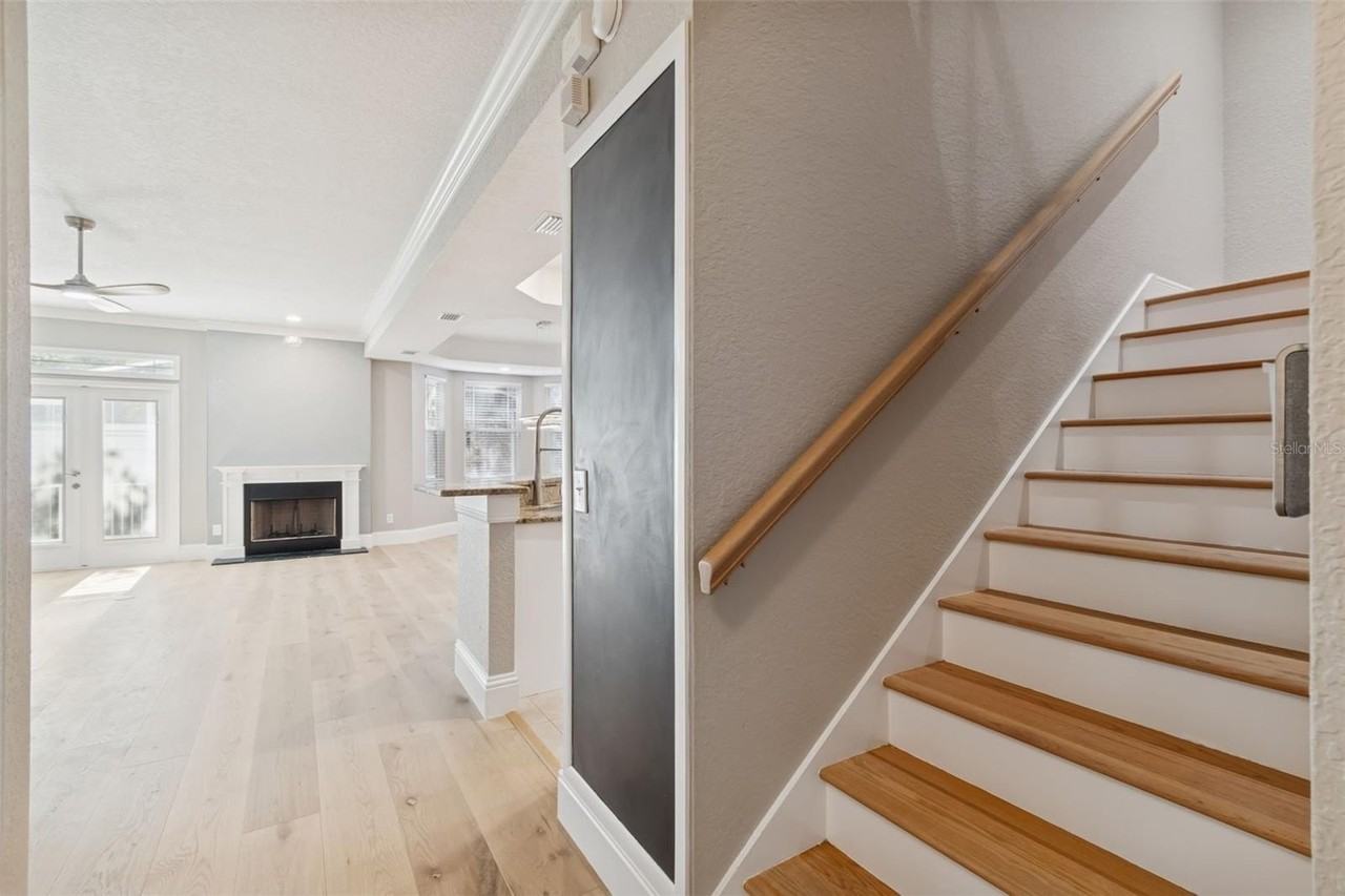 2858 Bayshore Trails Dr - Photo 6 of 49