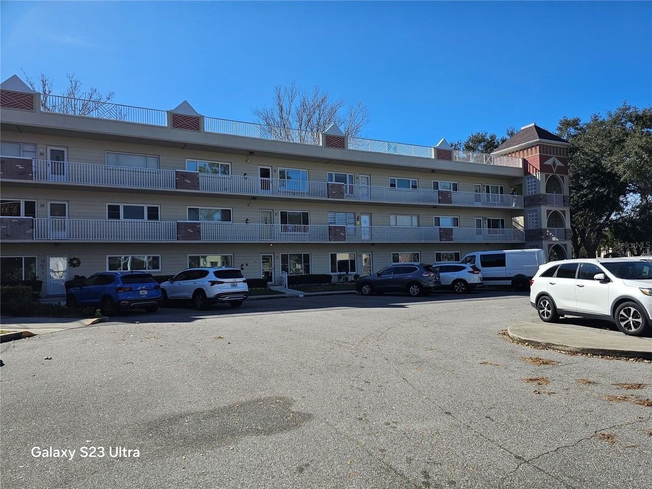 2263 Americus Blvd E #17