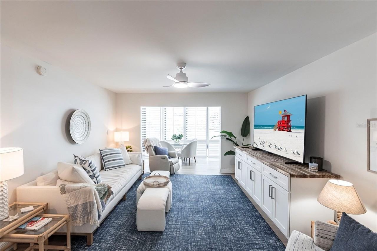 1055 W Peppertree Dr #106AA - Photo 2 of 22