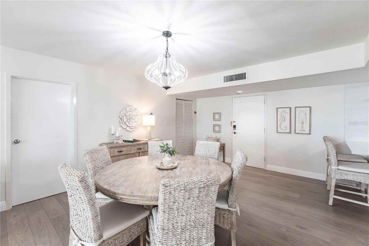 1055 W Peppertree Dr #106AA - Photo 6 of 22