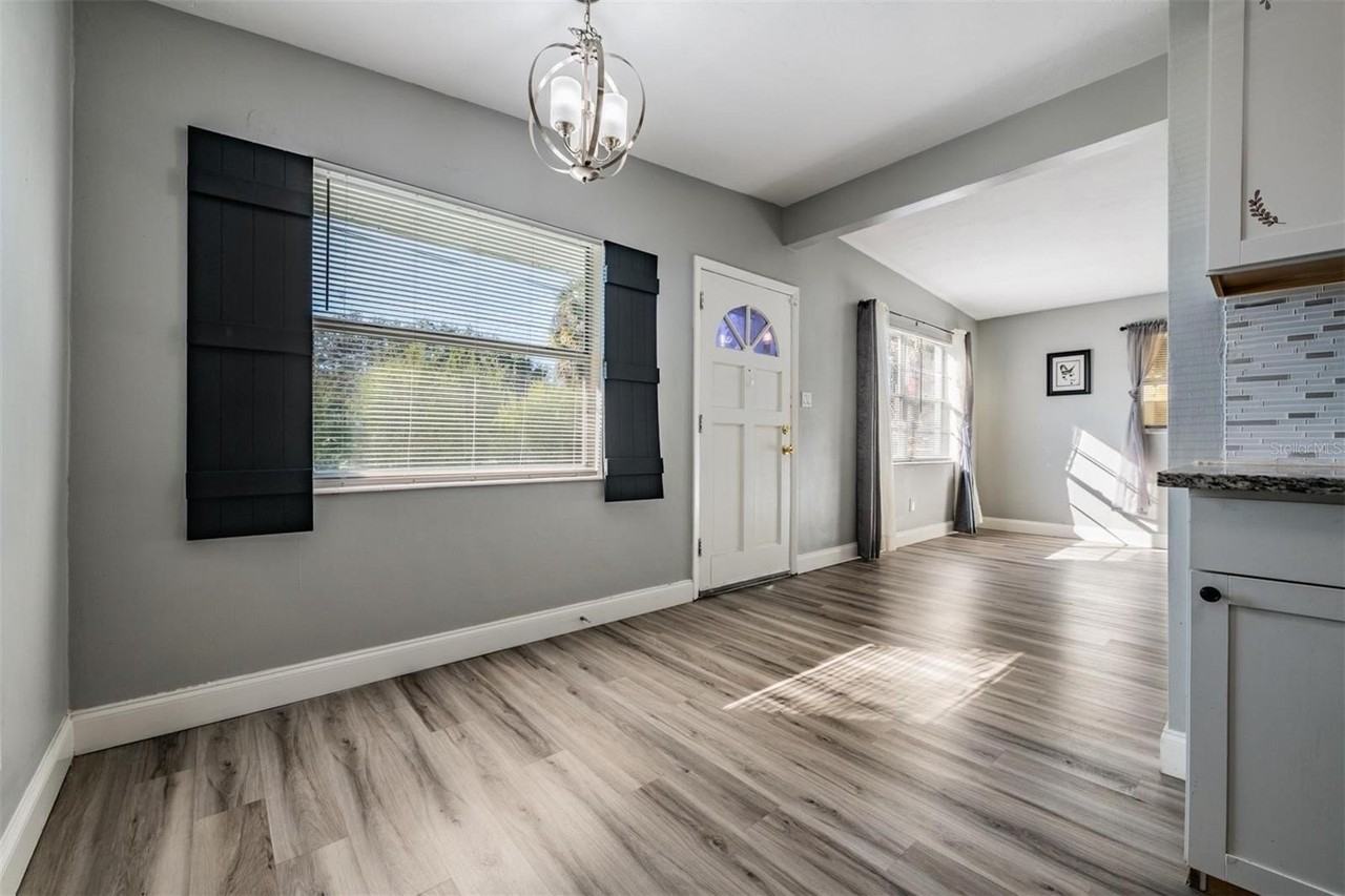 810 Jurgens St - Photo 7 of 31