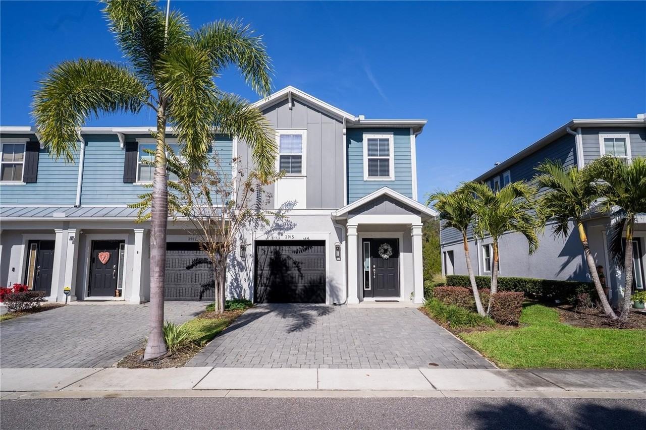 2915 Grand Kemerton Pl - Photo 3 of 39