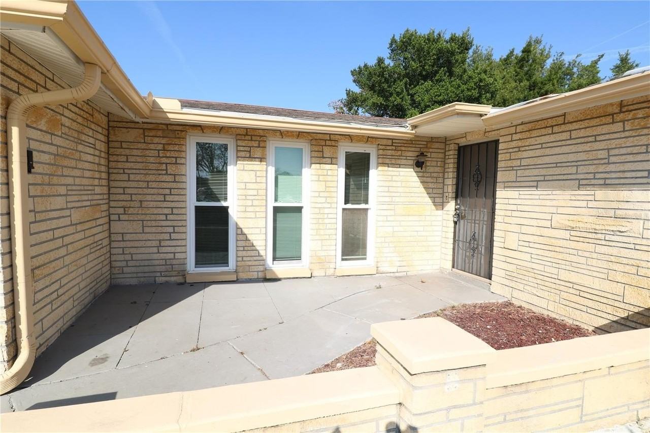 7825 Birchwood Dr - Photo 3 of 43