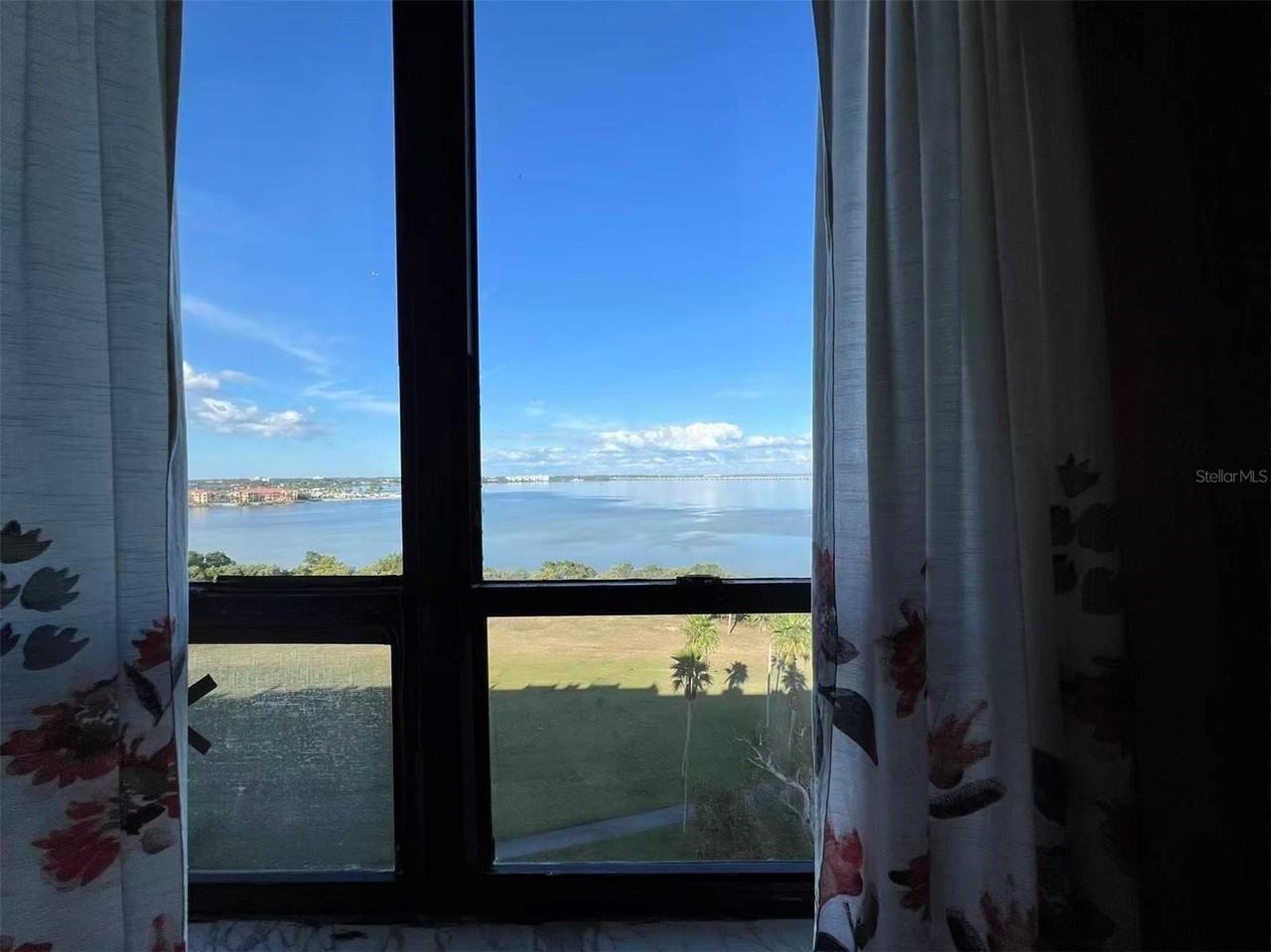 2618 Cove Cay Dr #909 - Photo 5 of 20