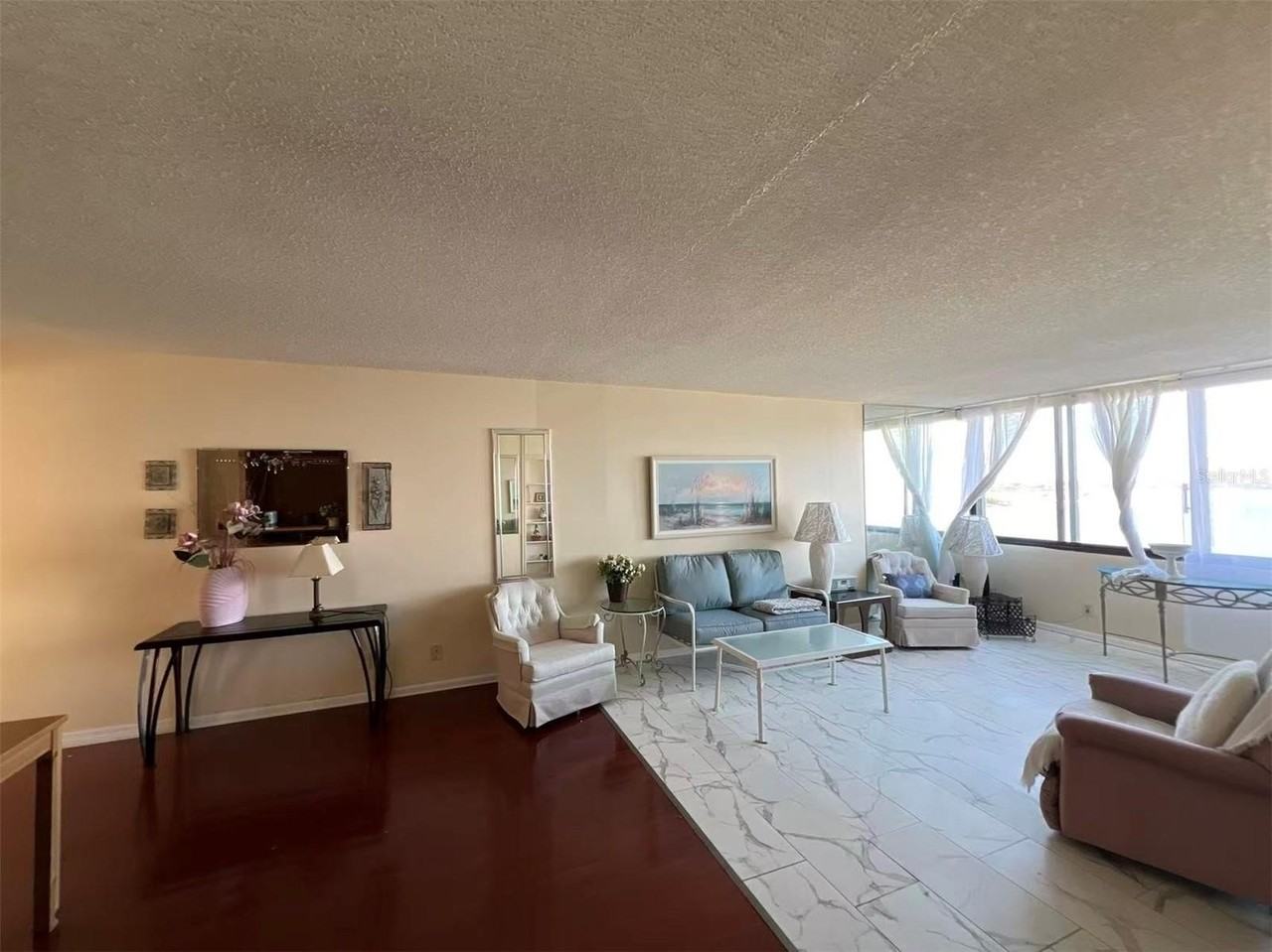 2618 Cove Cay Dr #909 - Photo 7 of 20