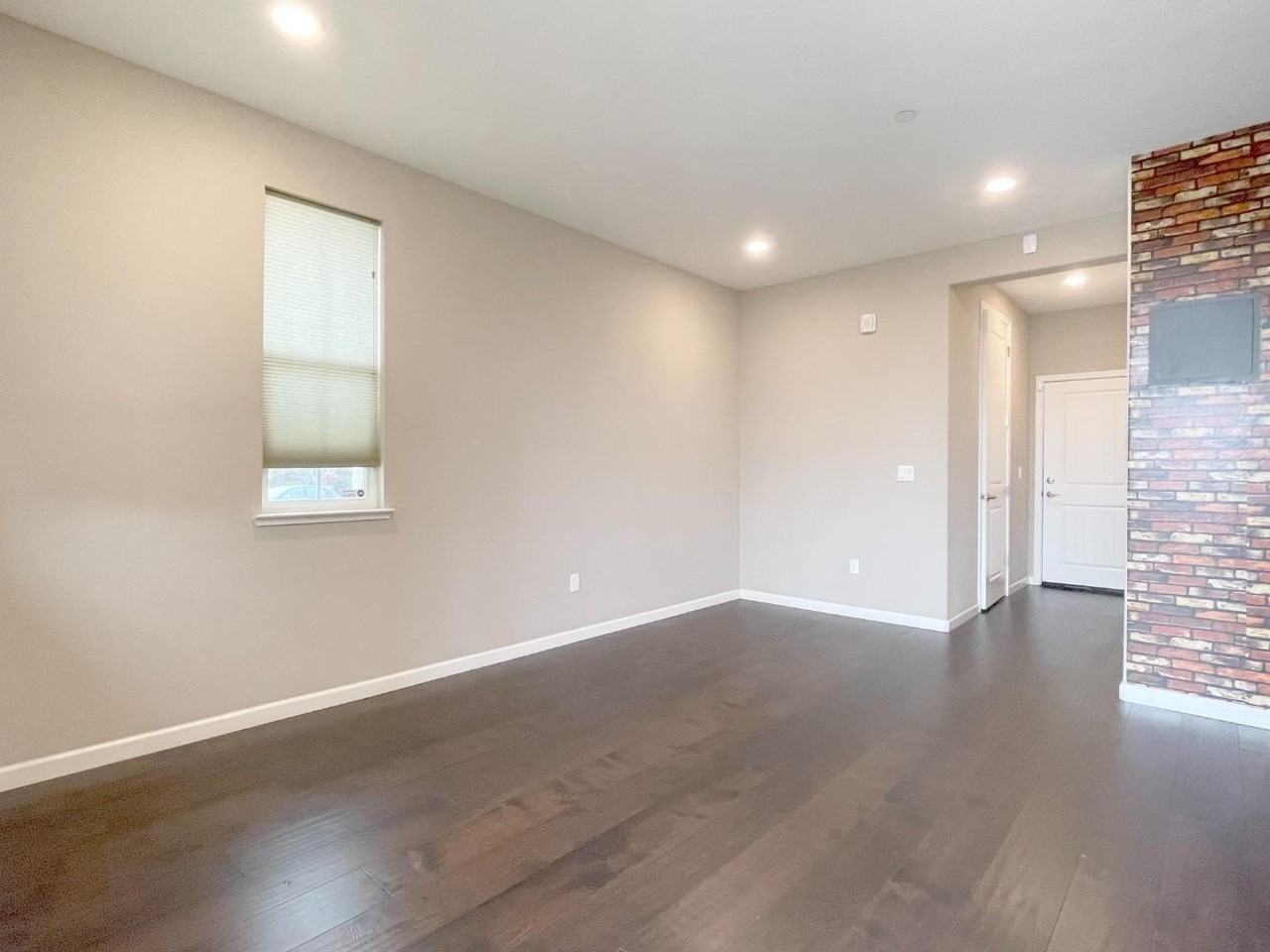 711 Garden St - Photo 3 of 16