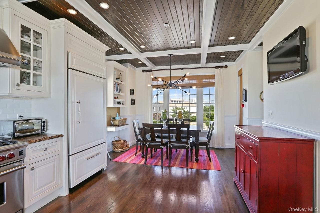 949B Dune Rd - Photo 5 of 19