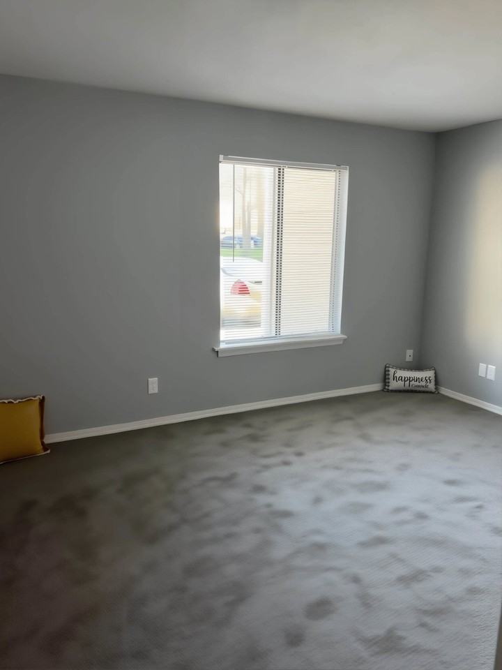 Legacy on Elm Apartments - Photo 3 of 6