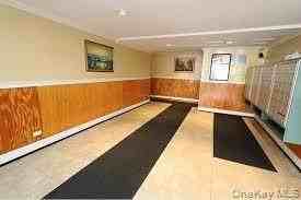 8720 175th St Apt 5j #5J - Photo 4 of 15