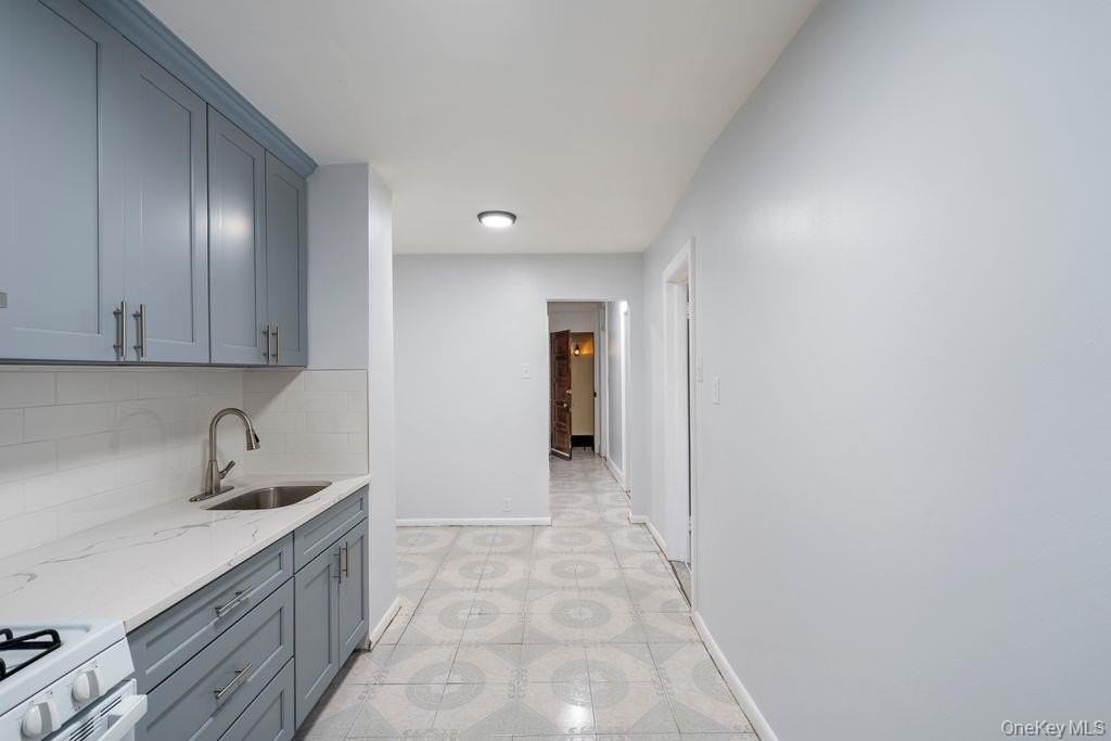 262 E 23rd St - Photo 6 of 14