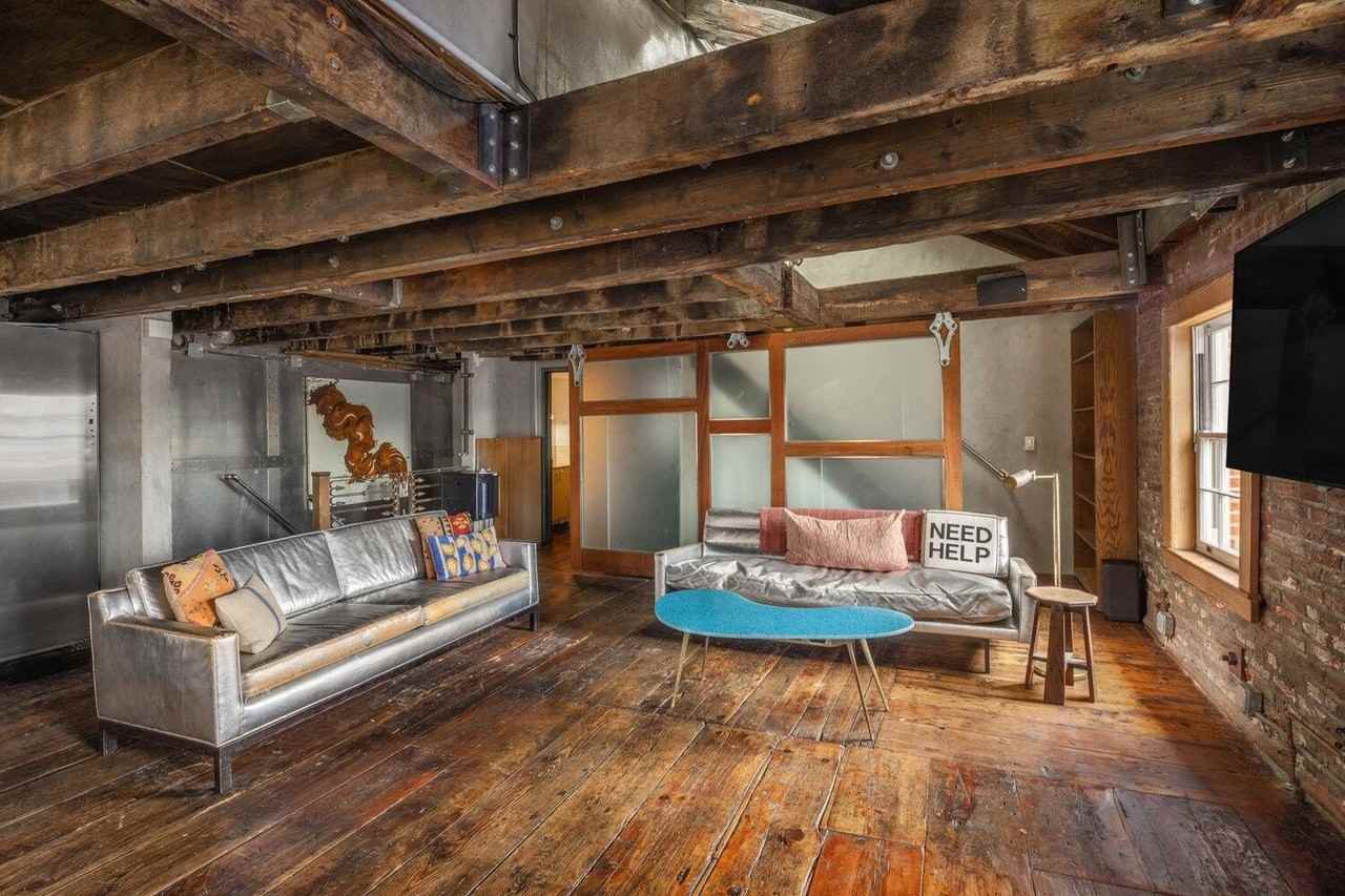 45 45 Peck Slip unit: Triplex - Photo 2 of 11