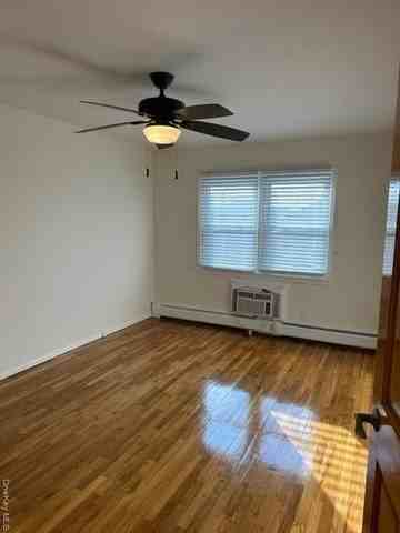 14728 22nd Ave - Photo 6 of 8