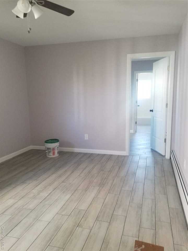 456 Lincoln Blvd Unit Side #SIDE - Photo 3 of 5