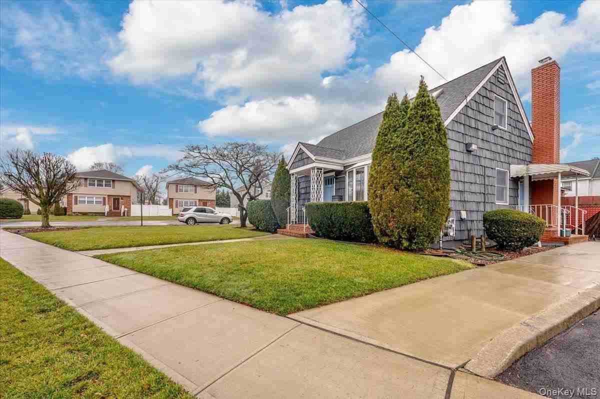 150 Park Ave - Photo 3 of 18