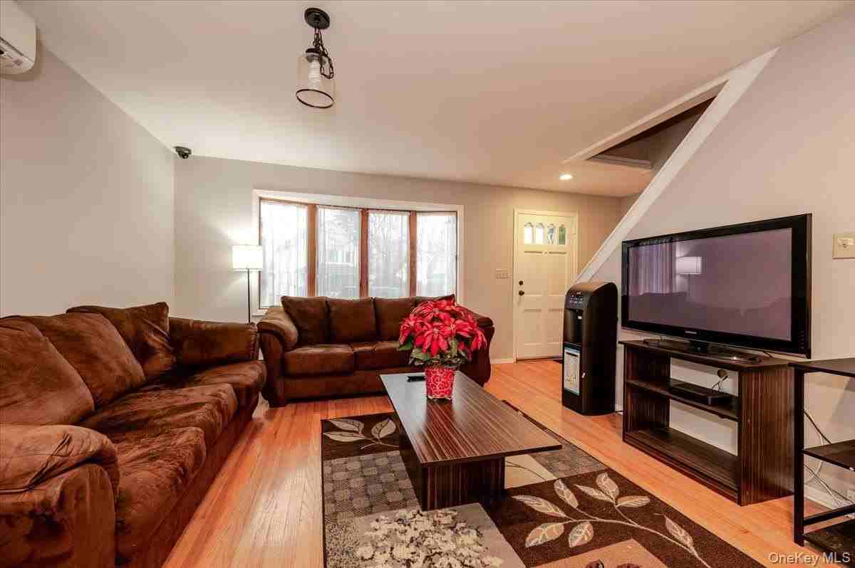 150 Park Ave - Photo 6 of 18