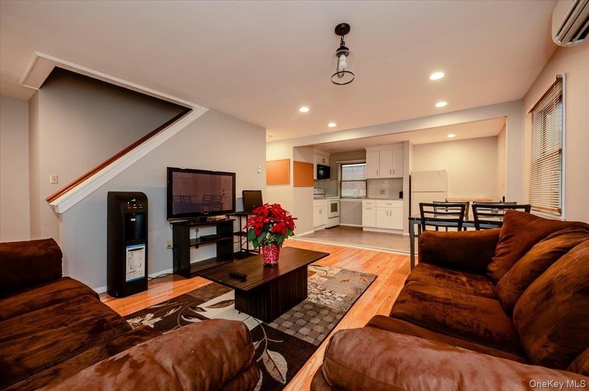 150 Park Ave - Photo 7 of 18