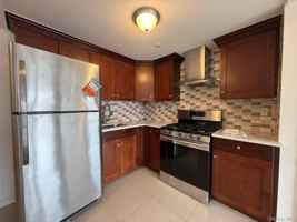 featured image of 7166 Parsons Blvd Apt 6e #6E