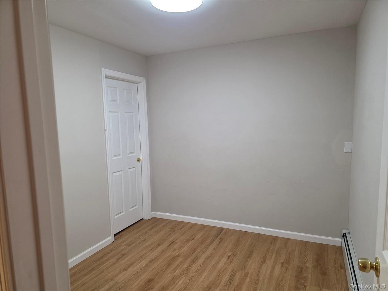 41 Gibbs Rd - Photo 3 of 4