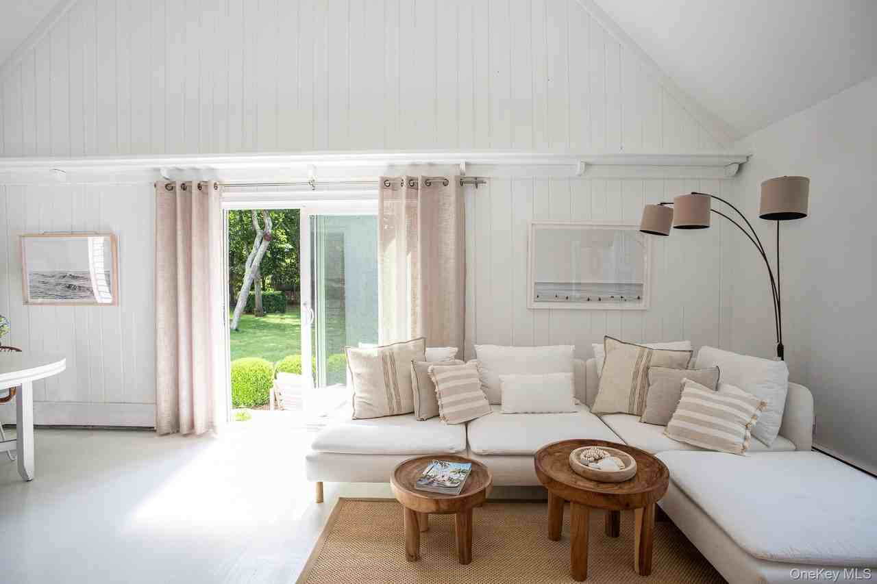 78 Jagger Ln - Photo 4 of 32