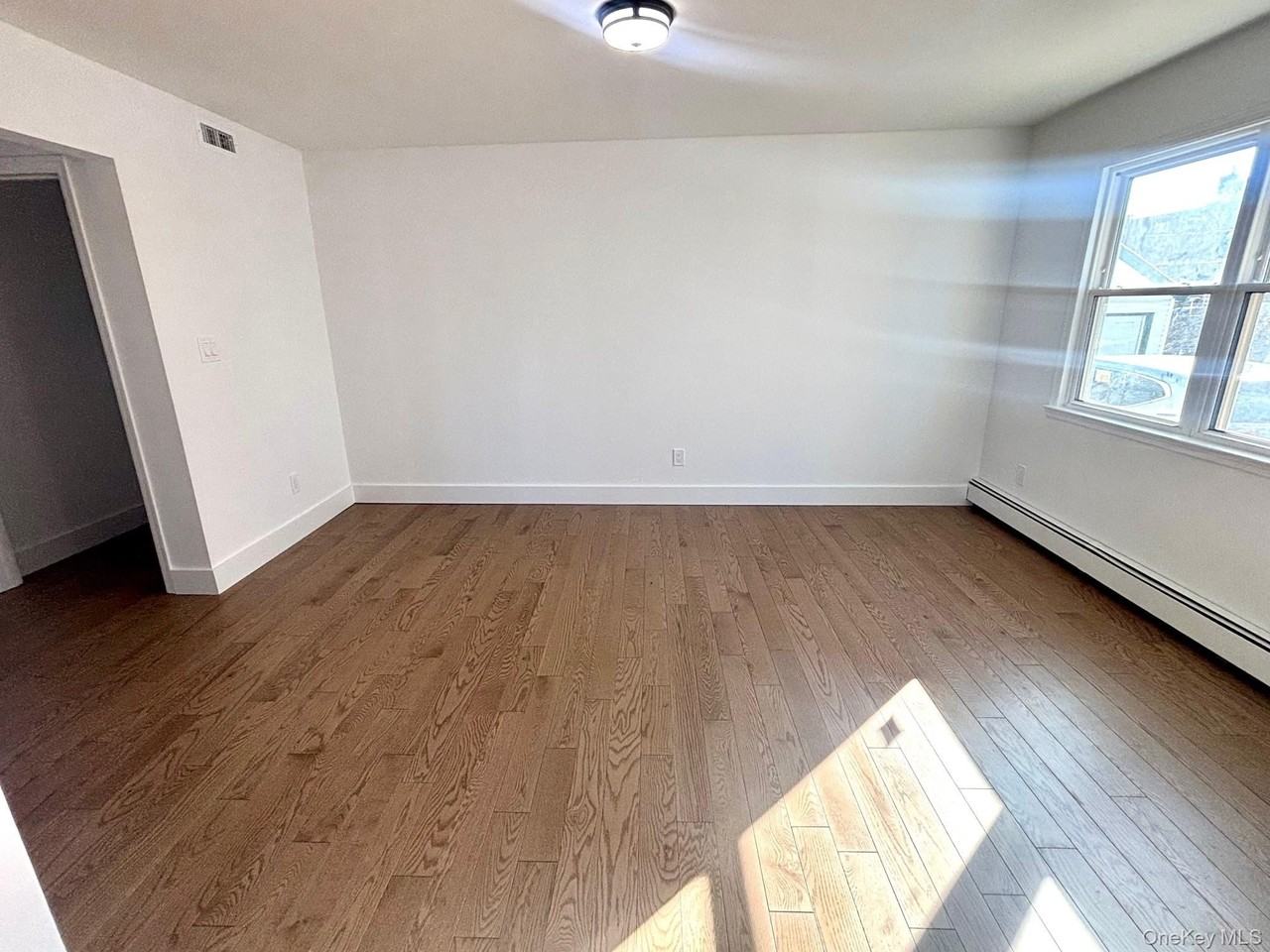 225 Cleveland Ave - Photo 4 of 16