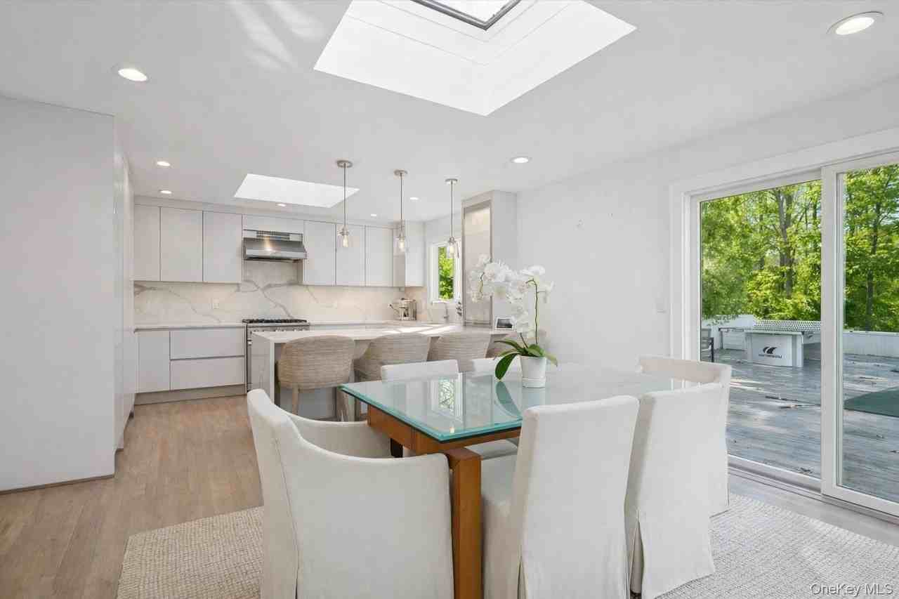 3 Southwood Ln - Photo 5 of 20