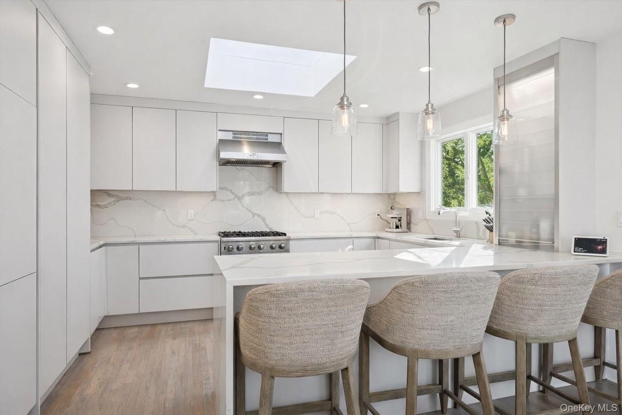 3 Southwood Ln - Photo 6 of 20