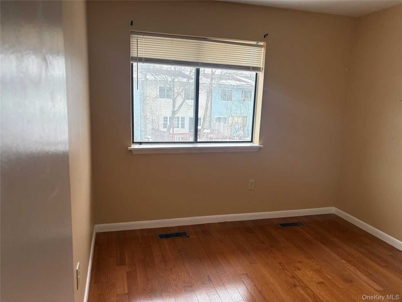 5 N Aspen Rd - Photo 4 of 12