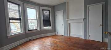 featured image of 104 Winnikee Ave Apt 3 #3