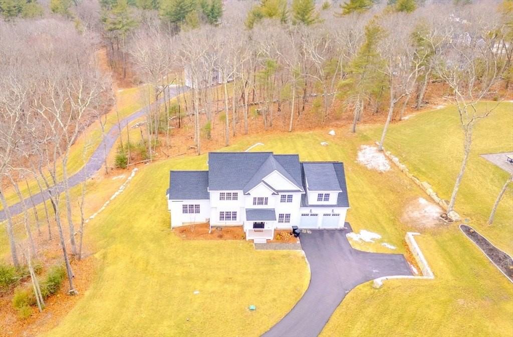 18 Locust Hill Dr - Photo 5 of 42