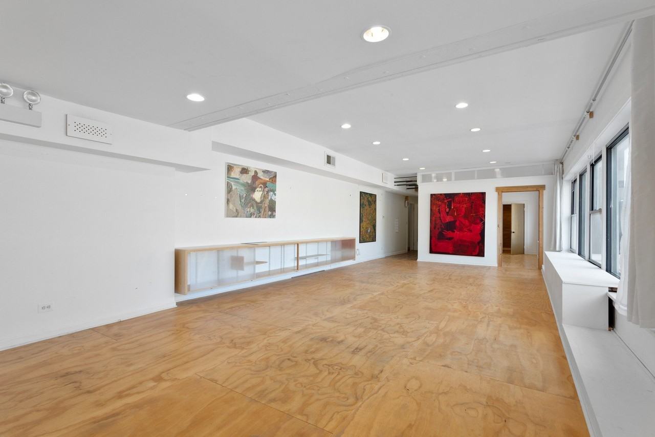 4837 W Irving Park Rd Unit 2 #2 - Photo 5 of 24