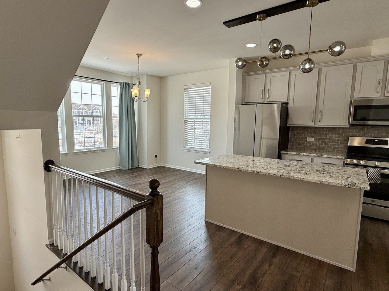 4411 Monroe Ct - Photo 2 of 22