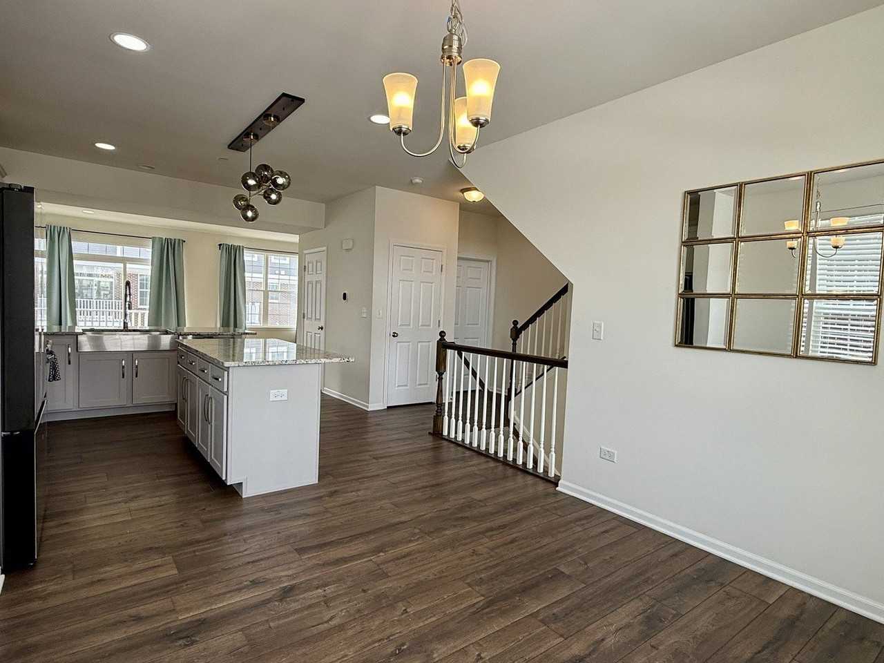 4411 Monroe Ct - Photo 4 of 22