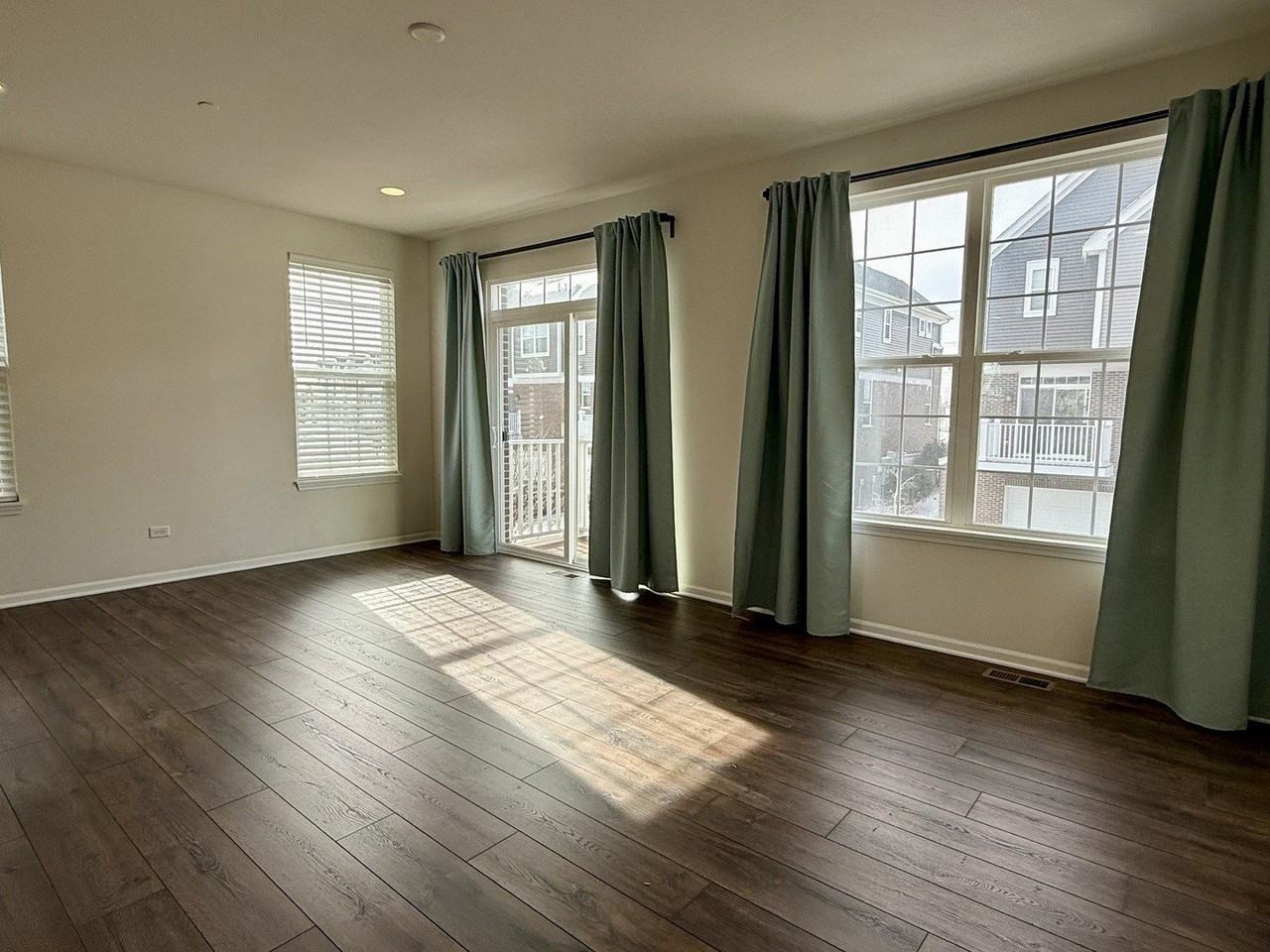 4411 Monroe Ct - Photo 7 of 22