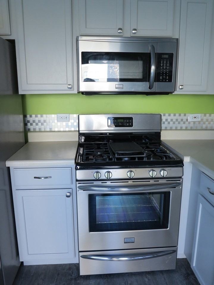 1227 N Village Dr - Photo 7 of 19