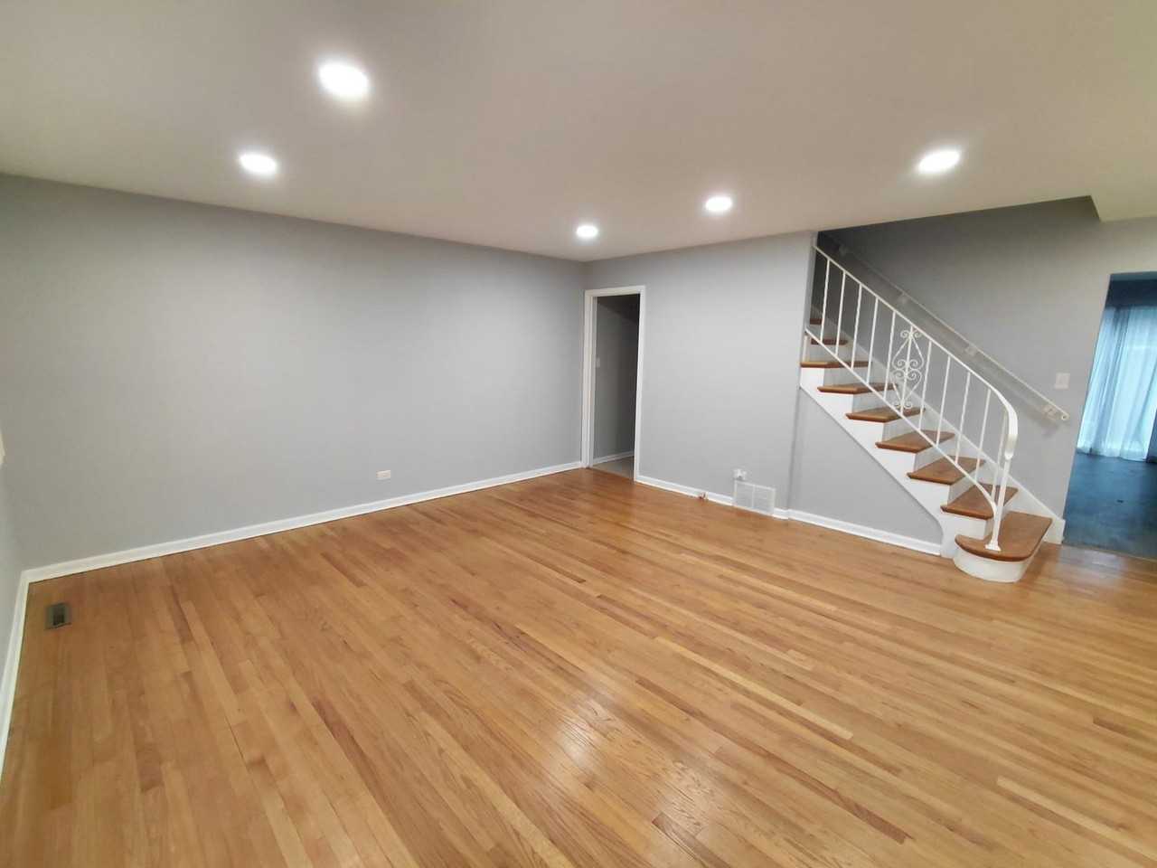 2021 Walters Ave - Photo 2 of 11