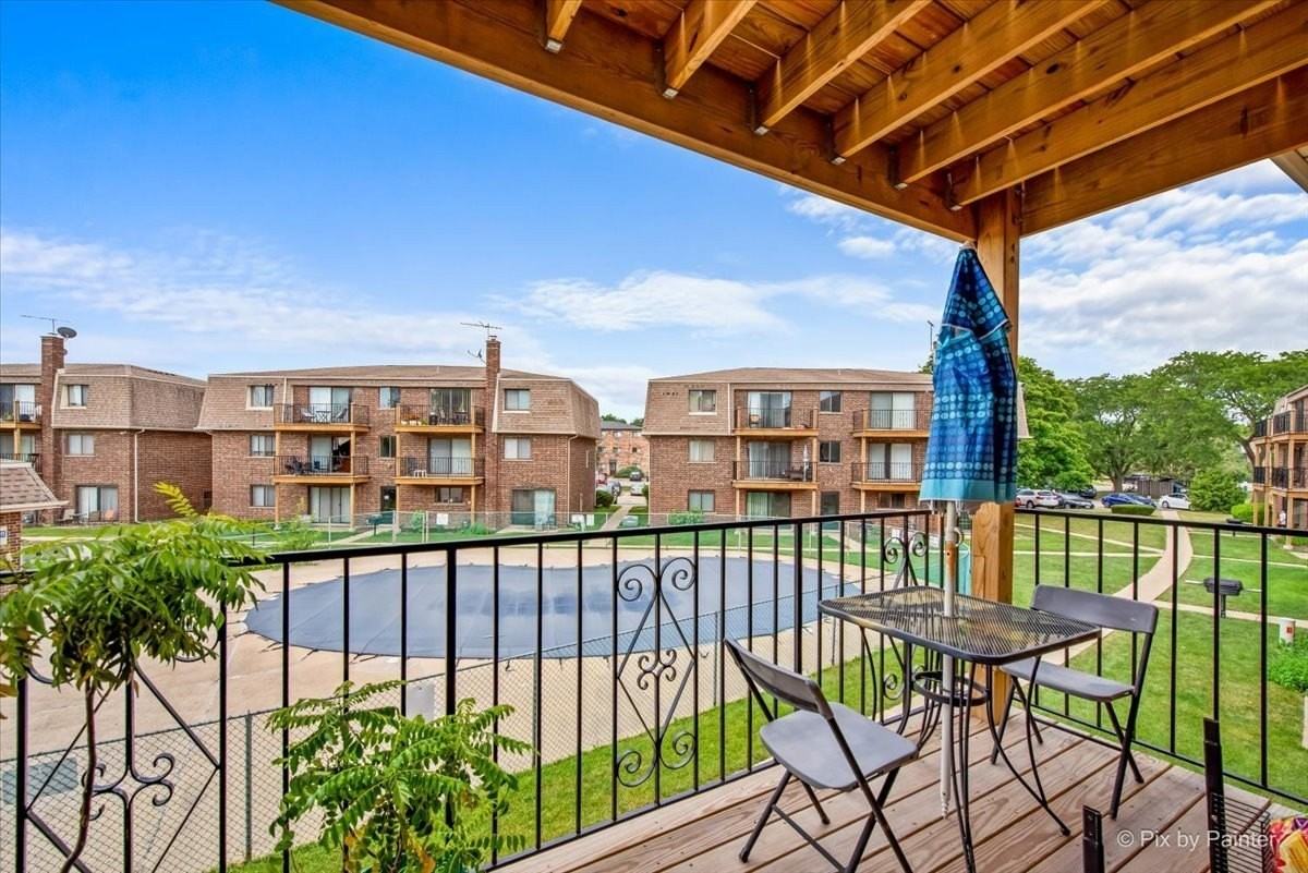 1452 Carol Ct Apt 2a #2A - Photo 5 of 23